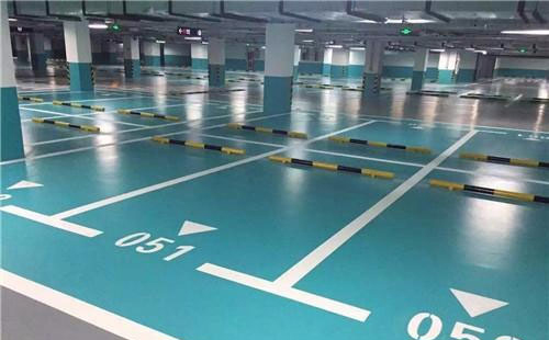 金川金川环氧地坪中涂：构筑坚固地面的关键环节